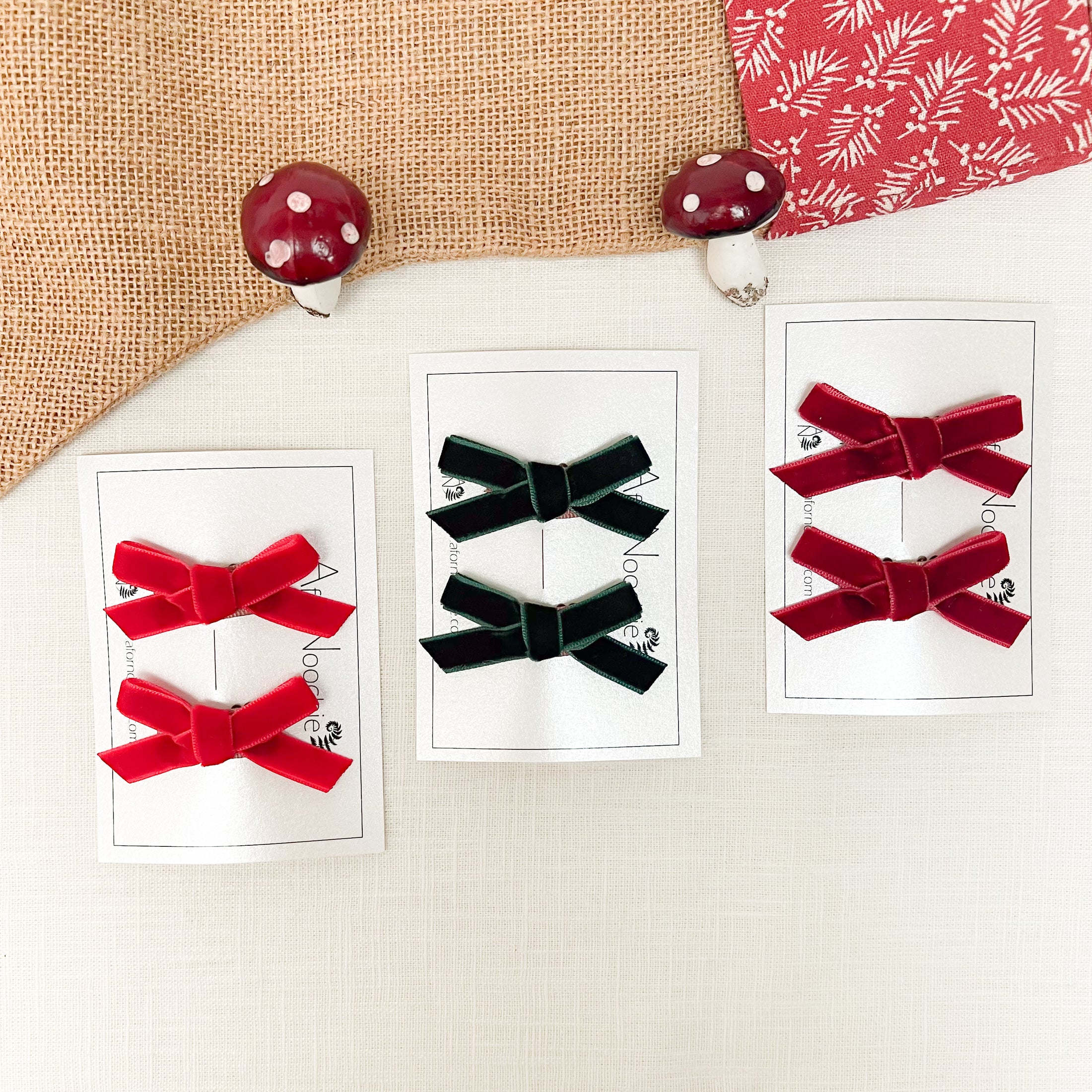 Christmas velvet baby hair bow clips designed to latch on fine hair. Stocking filler for baby girls (Copy)