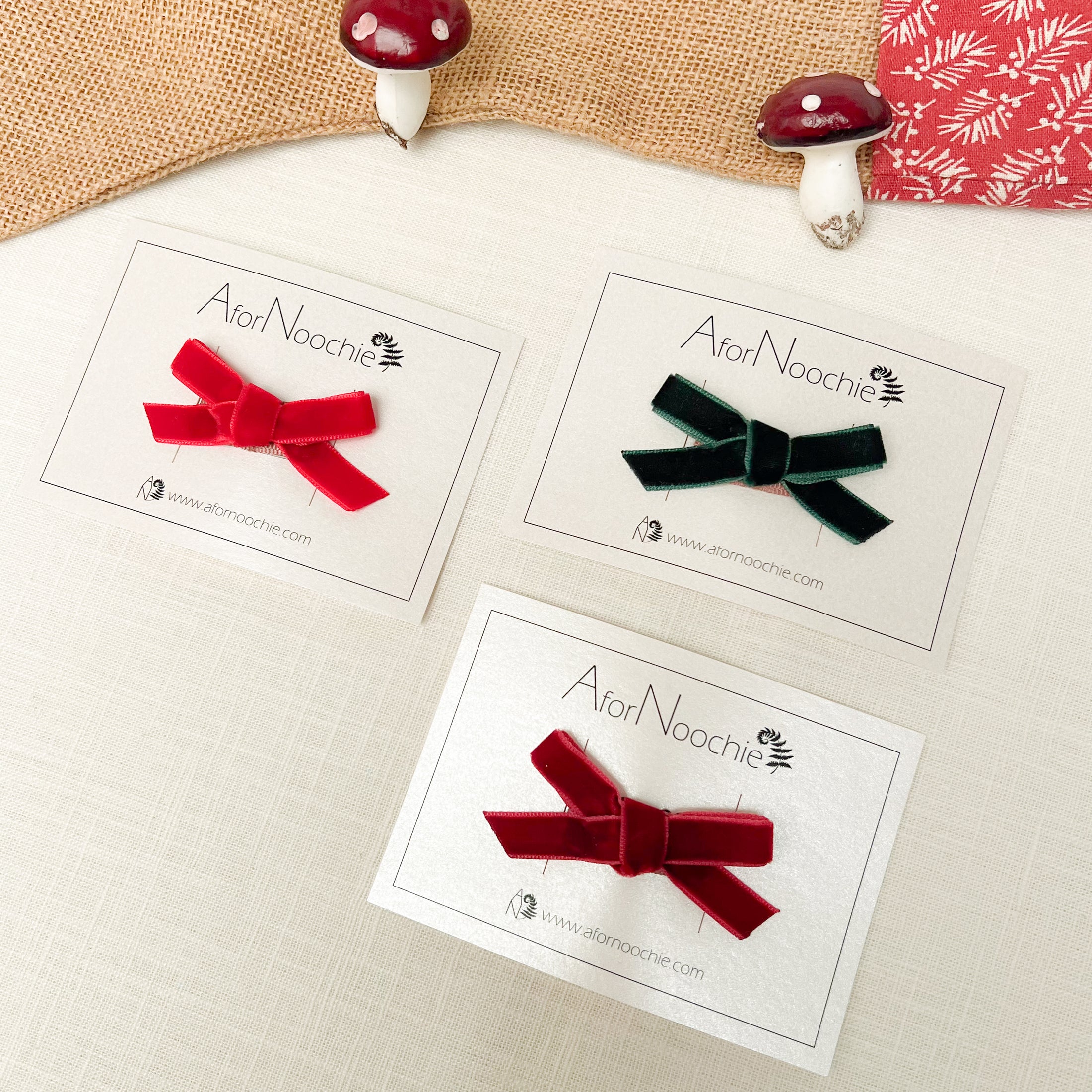 Christmas velvet baby hair bow clips designed to latch on fine hair. Stocking filler for baby girls (Copy)